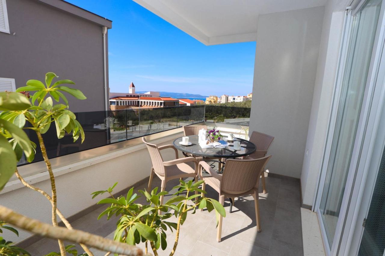 Apartman Petra Makarska Eksteriør billede