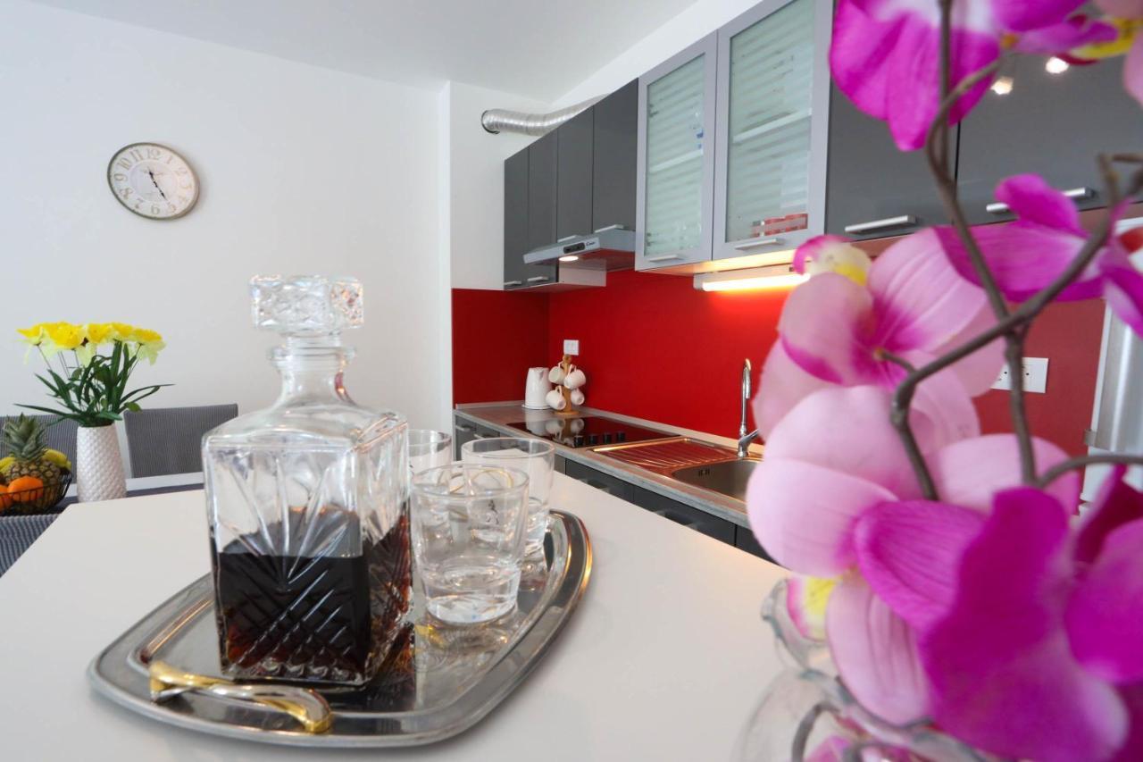 Apartman Petra Makarska Eksteriør billede
