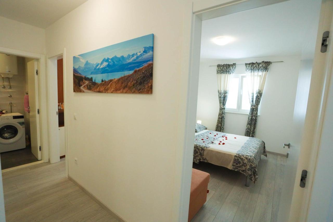 Apartman Petra Makarska Eksteriør billede