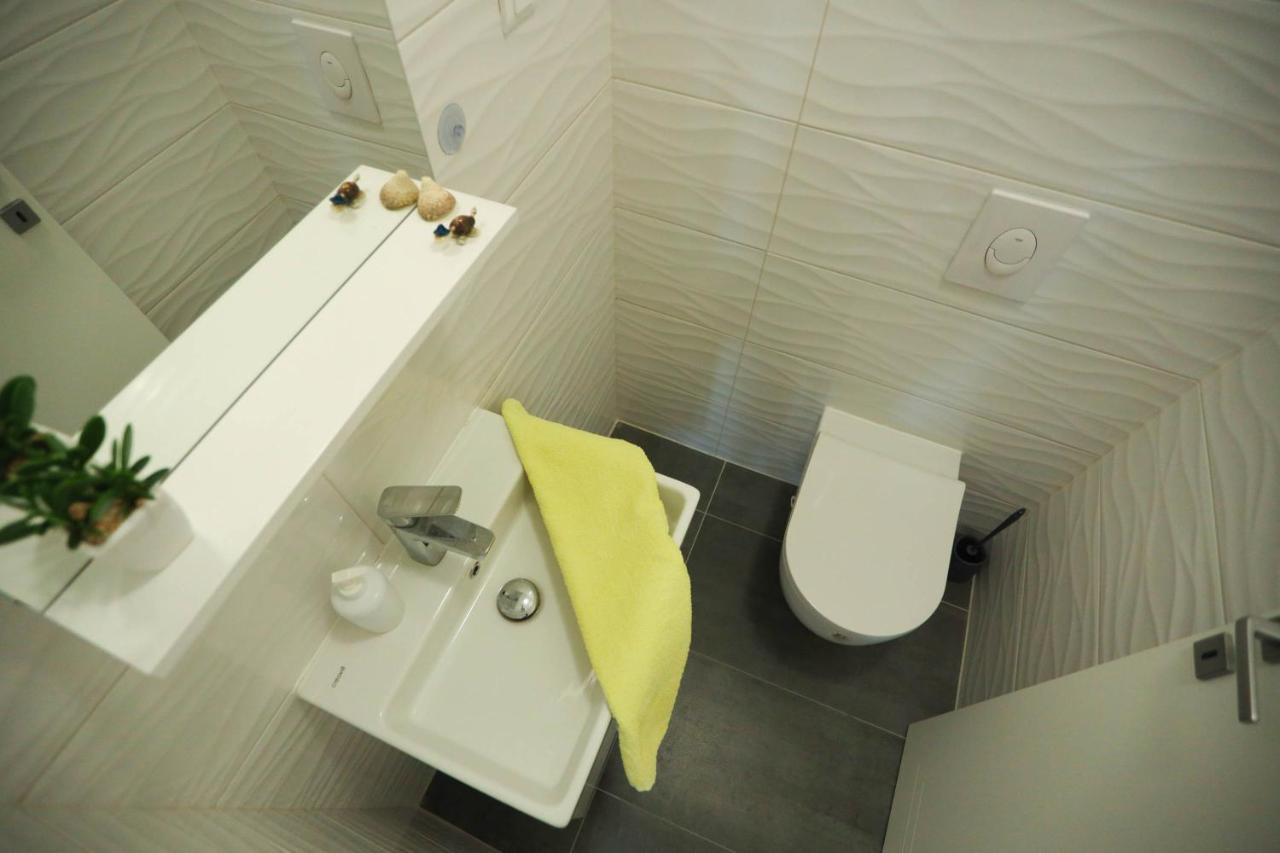 Apartman Petra Makarska Eksteriør billede